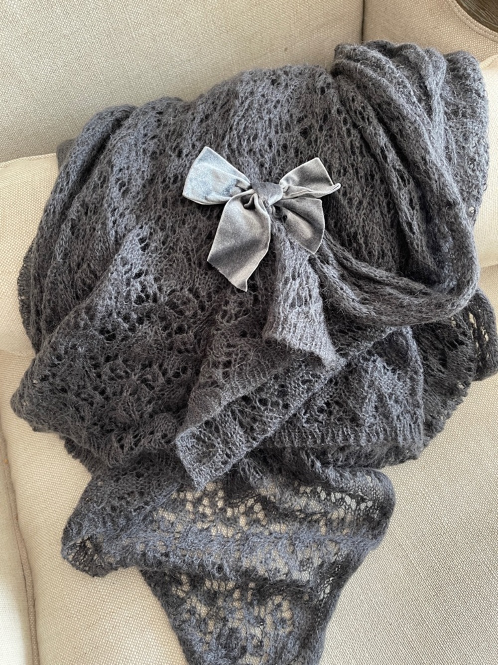 Gray shawl super long Avoca